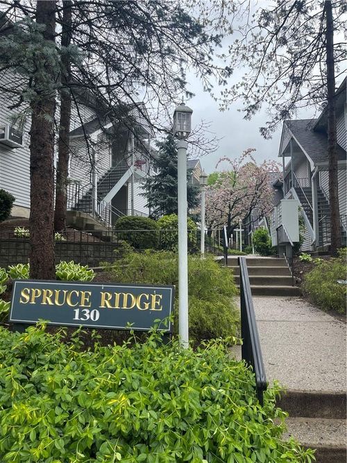 130 Kensico Ave, White Plains, NY, 10604-2242 | Card Image