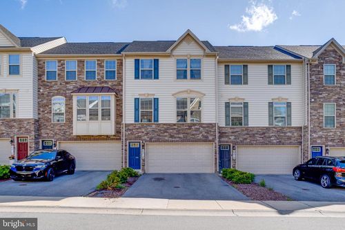 6214 Posey St, FREDERICK, MD, 21703-2955 | Card Image