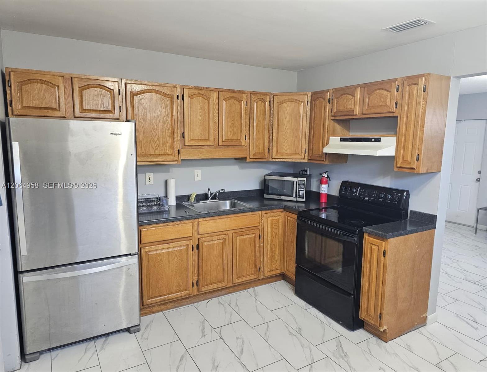 Residential Lease in Palmetto Bay 5