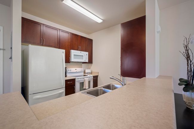 APT-906 - 119 Hoowaiwai Loop, Condo with 2 bedrooms, 2 bathrooms and null parking in Wailuku HI | Image 7