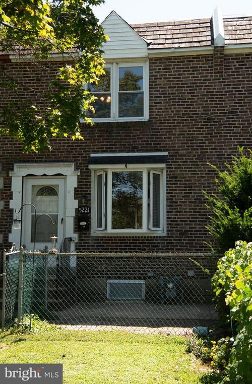 5221 Palmer Mill Rd, CLIFTON HEIGHTS, PA, 19018-1014 | Card Image