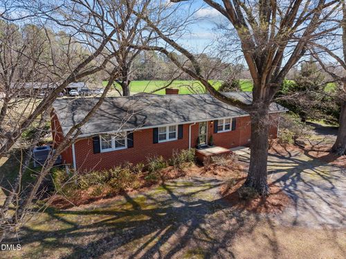 2009 Eagle Rock Rd, Wendell, NC, 27591-8808 | Card Image