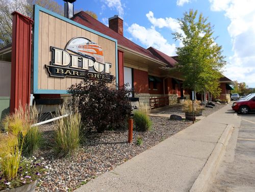 311 Heritage Pl, Faribault, MN, 55021-5250 | Card Image