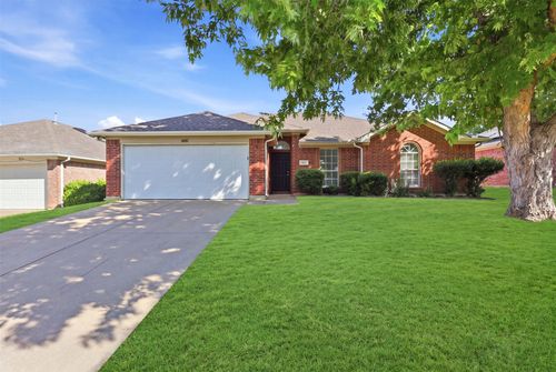 625 Jamie Ln, Mansfield, TX, 76063-7668 | Card Image