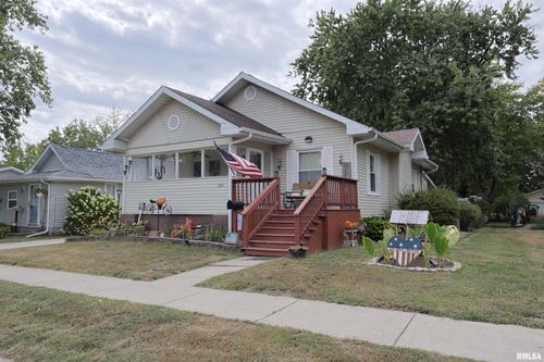 307 S Pruyn St, Salem, IL, 62881-1824 | Card Image