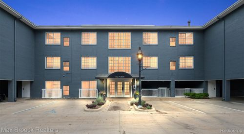 322-662 Purdy St, Birmingham, MI, 48009-1788 | Card Image