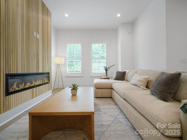 Living Room | Image 20