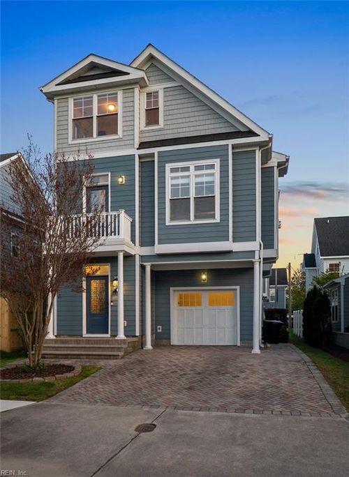 502 26th St, Virginia Beach, VA, 23451-4024 | Card Image