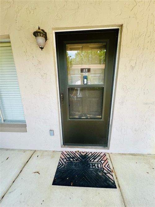apt-27-2025 San Marcos Dr Se, WINTER HAVEN, FL, 33880-6606 | Card Image