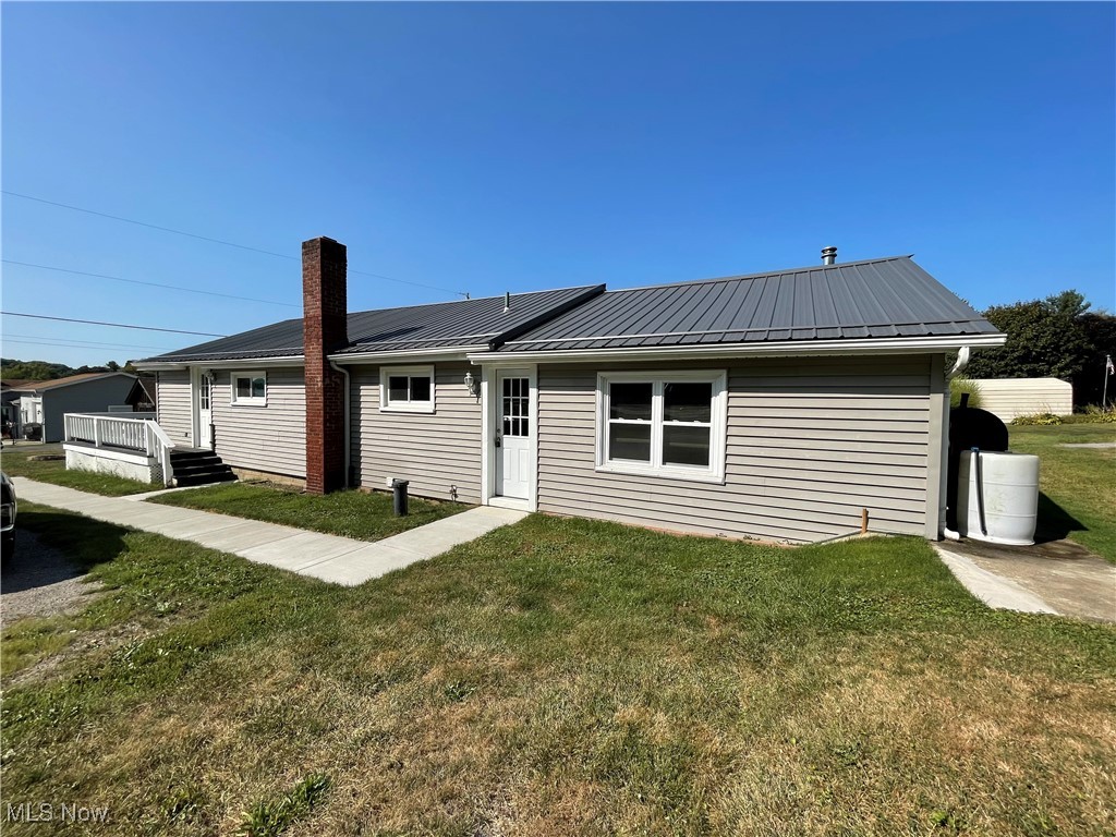 Parkview Rd, Hanoverton, OH 44423