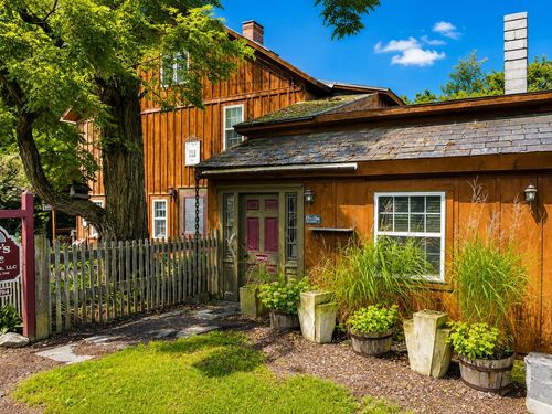 212 Thrall Road, Poultney, VT, 05701 | Card Image