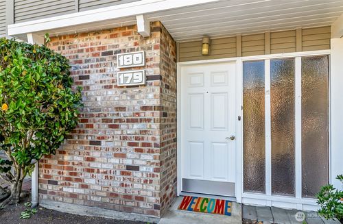 apt-179-5720 122nd Ave Se, Bellevue, WA, 98006-3834 | Card Image