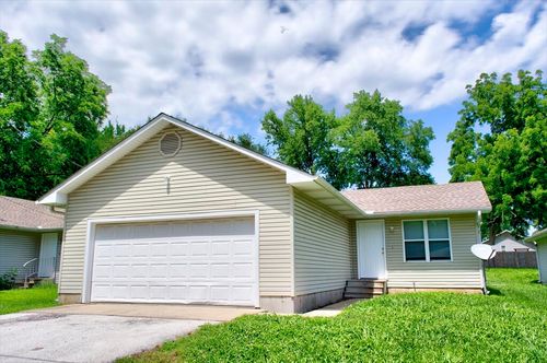 204 Howard St, Willard, MO, 65781-9592 | Card Image