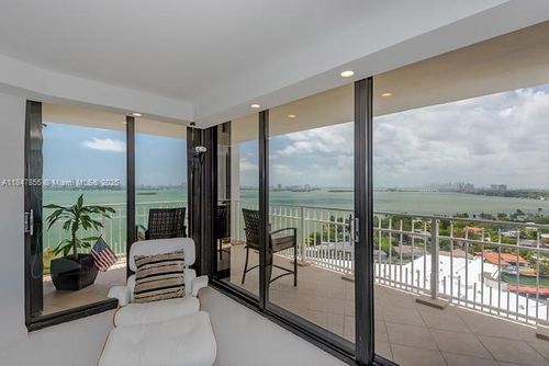 apt-1704-4000 Towerside Ter, Miami, FL, 33138-2240 | Card Image