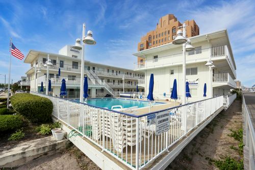 209-111 S Dudley Ave, Ventnor City, NJ, 08406 | Card Image