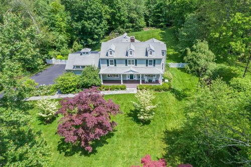 54 Adams Rd, Ridgefield, CT, 06877-5906 | Card Image