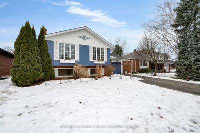 63 Springhome Rd, House other with 4 bedrooms, 2 bathrooms and 5 parking in Barrie ON | Image 2