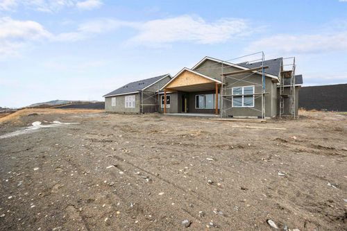 161 Riviera Dr, Pasco, WA, 99301-6283 | Card Image