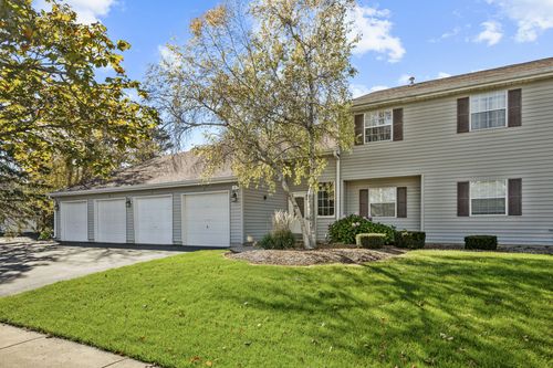b-8 Gant Cir, Streamwood, IL, 60107-6672 | Card Image