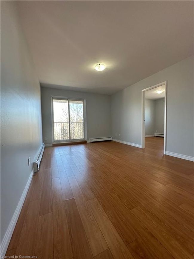 14 - 15 Mowat Blvd, House attached with 1 bedrooms, 1 bathrooms and 1 parking in Kitchener ON | Image 13