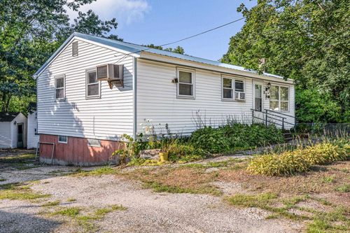 32 Lynn St, Nashua, NH, 03060-5172 | Card Image