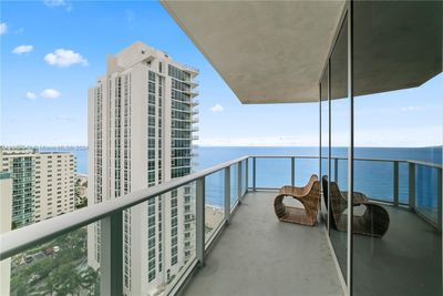 1202 - 4111 S Ocean Dr, Home with 2 bedrooms, 2 bathrooms and null parking in Hollywood FL | Image 2