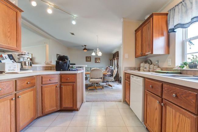 1307 15 Th St, House other with 3 bedrooms, 3 bathrooms and null parking in Plains TX | Image 25