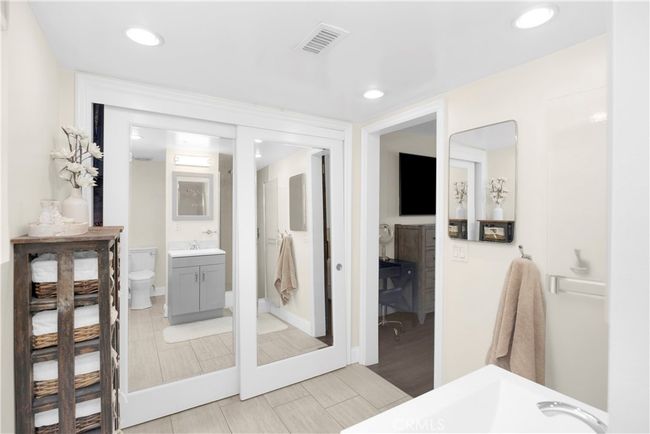 3181 Druid Ln, House other with 3 bedrooms, 2 bathrooms and 2 parking in Rossmoor CA | Image 36