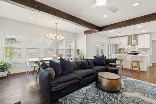 1023 Mount Auburn Ave, Dallas, TX, 75223-1533 | Card Image