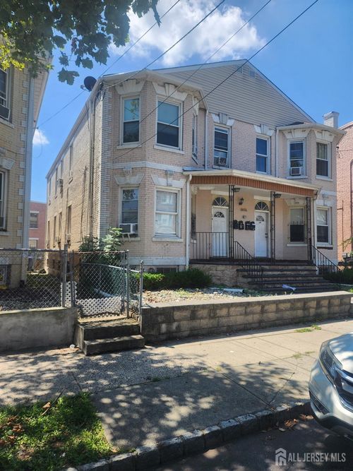 1a-149 Lewis St, Perth Amboy, NJ, 08861-4637 | Card Image