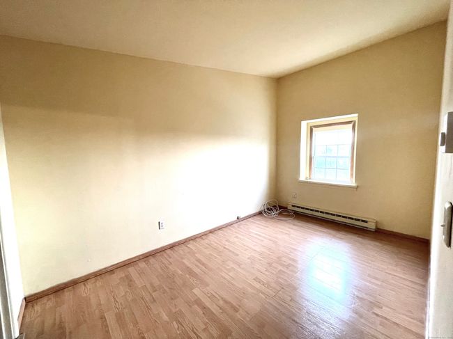 6 Stirling Ct, House other with 3 bedrooms, 1 bathrooms and 4 parking in Middletown CT | Image 17