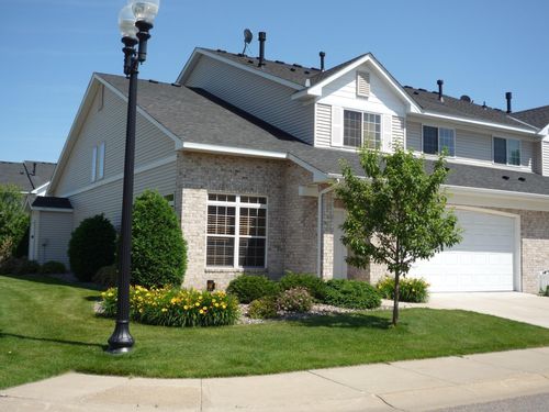 9777 Belmont Ln, Eden Prairie, MN, 55347-3135 | Card Image