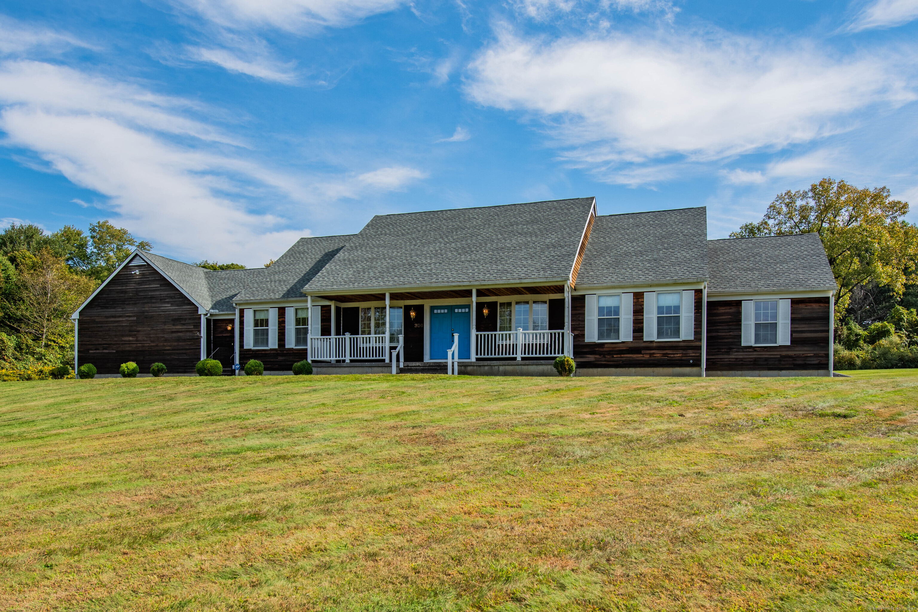 Woodbury Rd, Washington, CT 06793