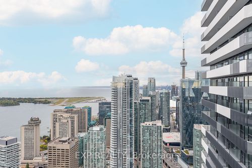 7312-138 Downes St, Toronto, ON, M5E0E4 | Card Image