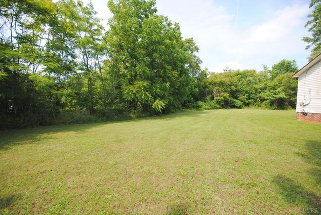 1114 Golden Leaf Rd, House other with 3 bedrooms, 2 bathrooms and null parking in Nathalie VA | Image 25
