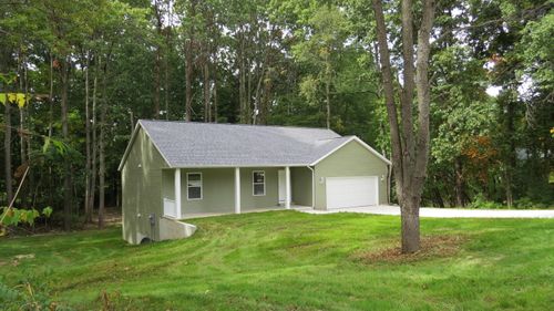 5882 Mullen Ridge Dr, Delton, MI, 49046-8713 | Card Image