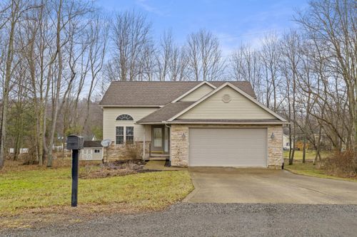 70 Queenway Ct, Howard, OH, 43028-9369 | Card Image