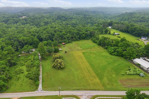 1411 Union Hill Rd, Goodlettsville, TN, 37072-9570 | Card Image