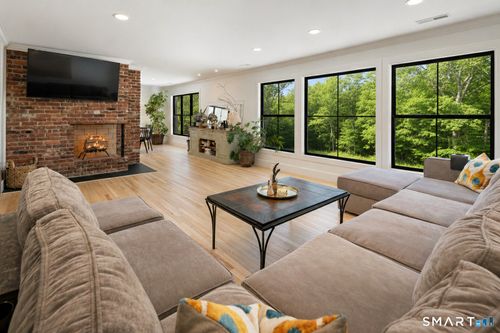 2 Charcoal Ln, Westport, CT, 06880-1631 | Card Image