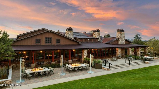 Club House Back Patio | Image 23