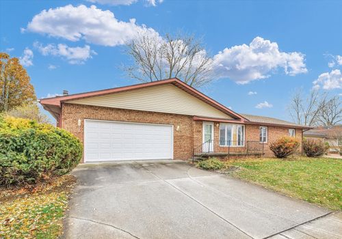 1058 North Dr, Rantoul, IL, 61866-1247 | Card Image