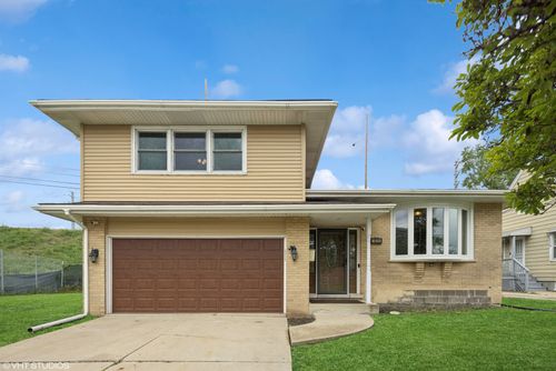 1826 Coolidge Ave, Berkeley, IL, 60163-1520 | Card Image