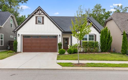 5563 Acadia Dr, Chattanooga, TN, 37415-6987 | Card Image
