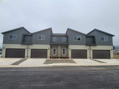 152 Allison Ave, Sutherlin, OR, 97479-7501 | Card Image