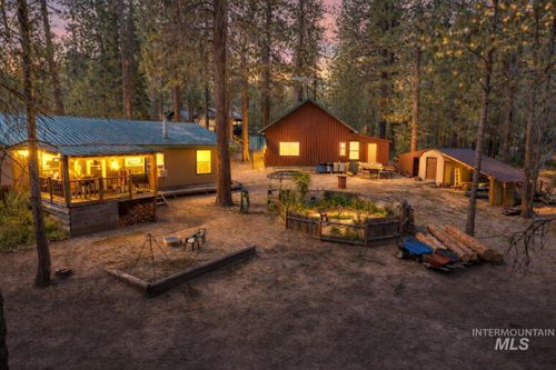 10 Cricket Rd, Garden Valley, ID, 83622-6002 | Card Image