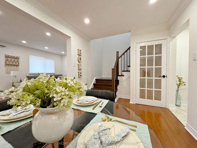 1 - 900 Central Park Dr, Condo with 3 bedrooms, 3 bathrooms and 1 parking in Brampton ON | Image 9