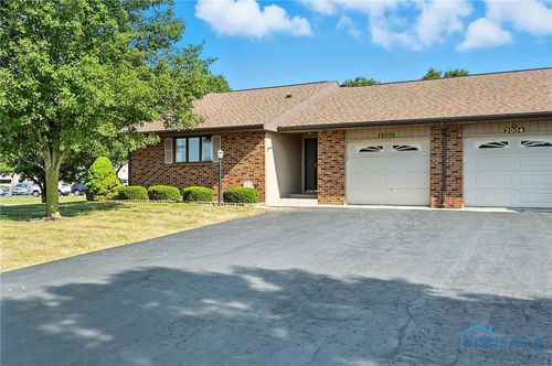 2000 Silverstone Dr, Findlay, OH, 45840-7316 | Card Image
