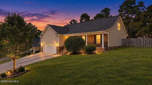 184 Hampshire Ct, Raeford, NC, 28376-7344 | Card Image