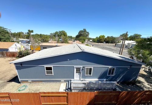 635 Grinnel Ave, Lovelock, NV, 89419-8025 | Card Image