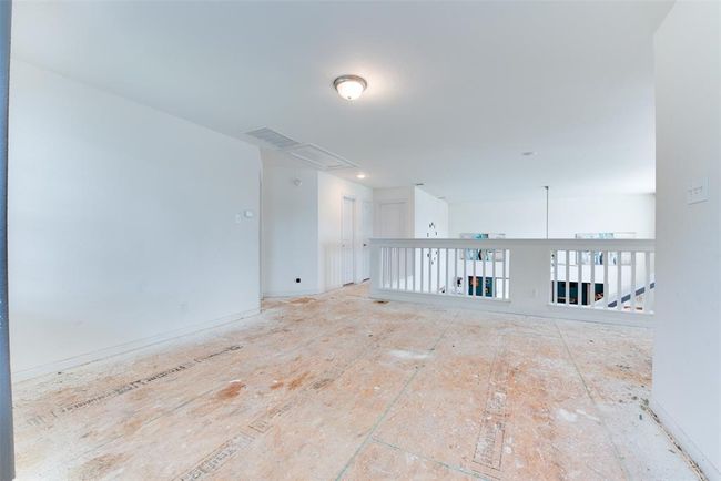 438 Dorsal Way, House other with 4 bedrooms, 3 bathrooms and 3 parking in Crosby TX | Image 25